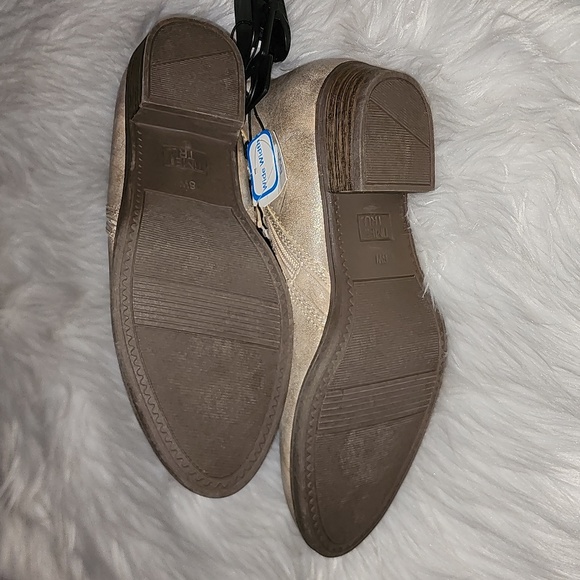 New Time & Tru Gold Ankle Boots, NWT, Size 8W - Picture 7 of 7